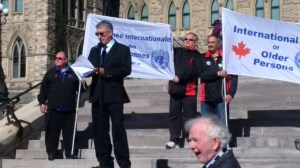 Herb John, President of National Pensioners Federation speaking at the October 1 Rally.